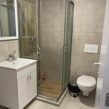 Cvetanov Trg Lux 2 *